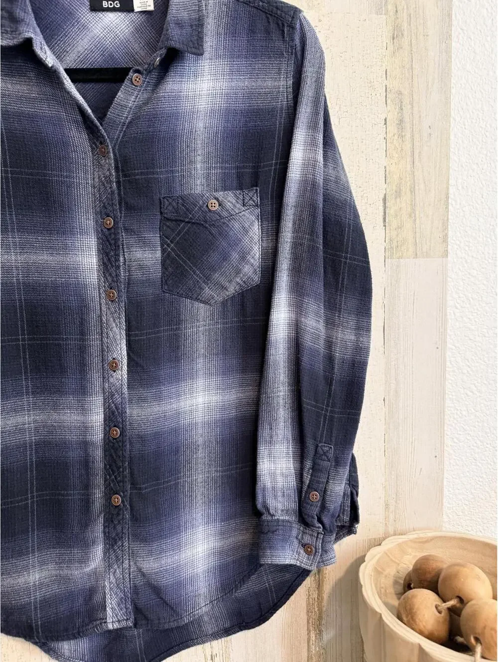 BDG Women's Medium Blue Plaid Button Down Flannel Shirt - Picture 7 of 12